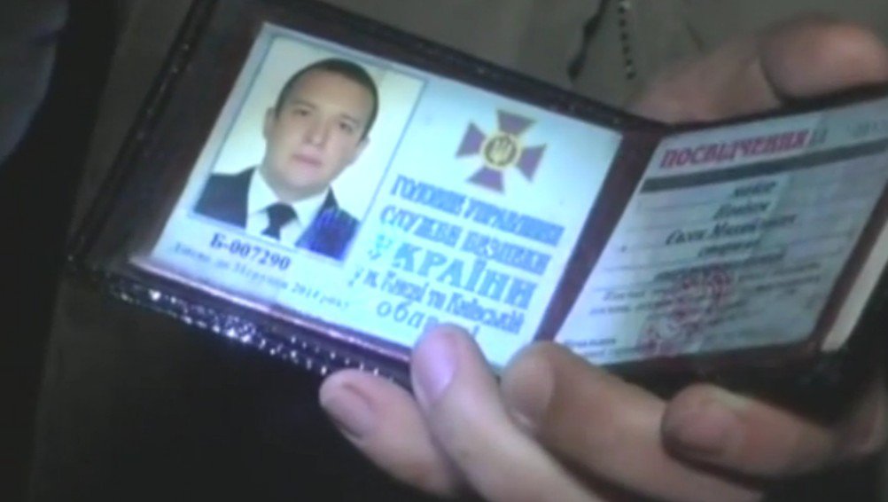 Пьяный сотрудник СБУ в Киеве выехал на "встречку" и сбил две машины