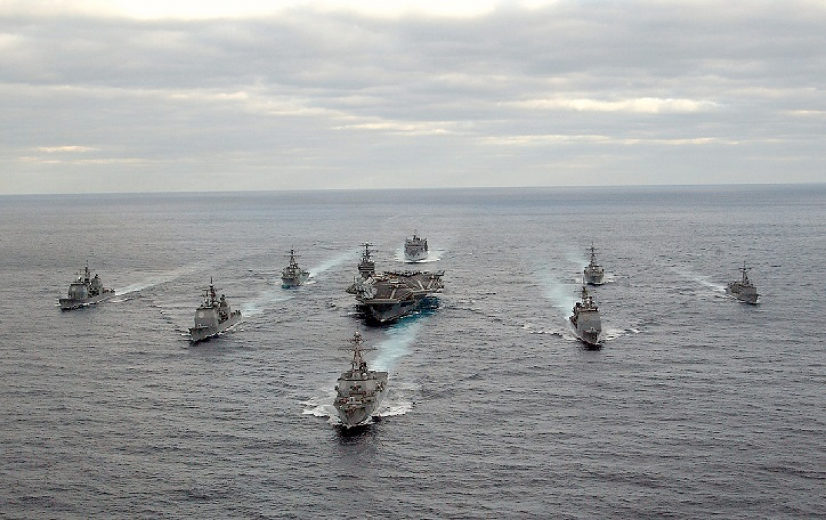 Ситуация накаляется: навстречу российской эксадре в Средиземном море выдвинулась ударная группа 6-го флота ВМС США, детали