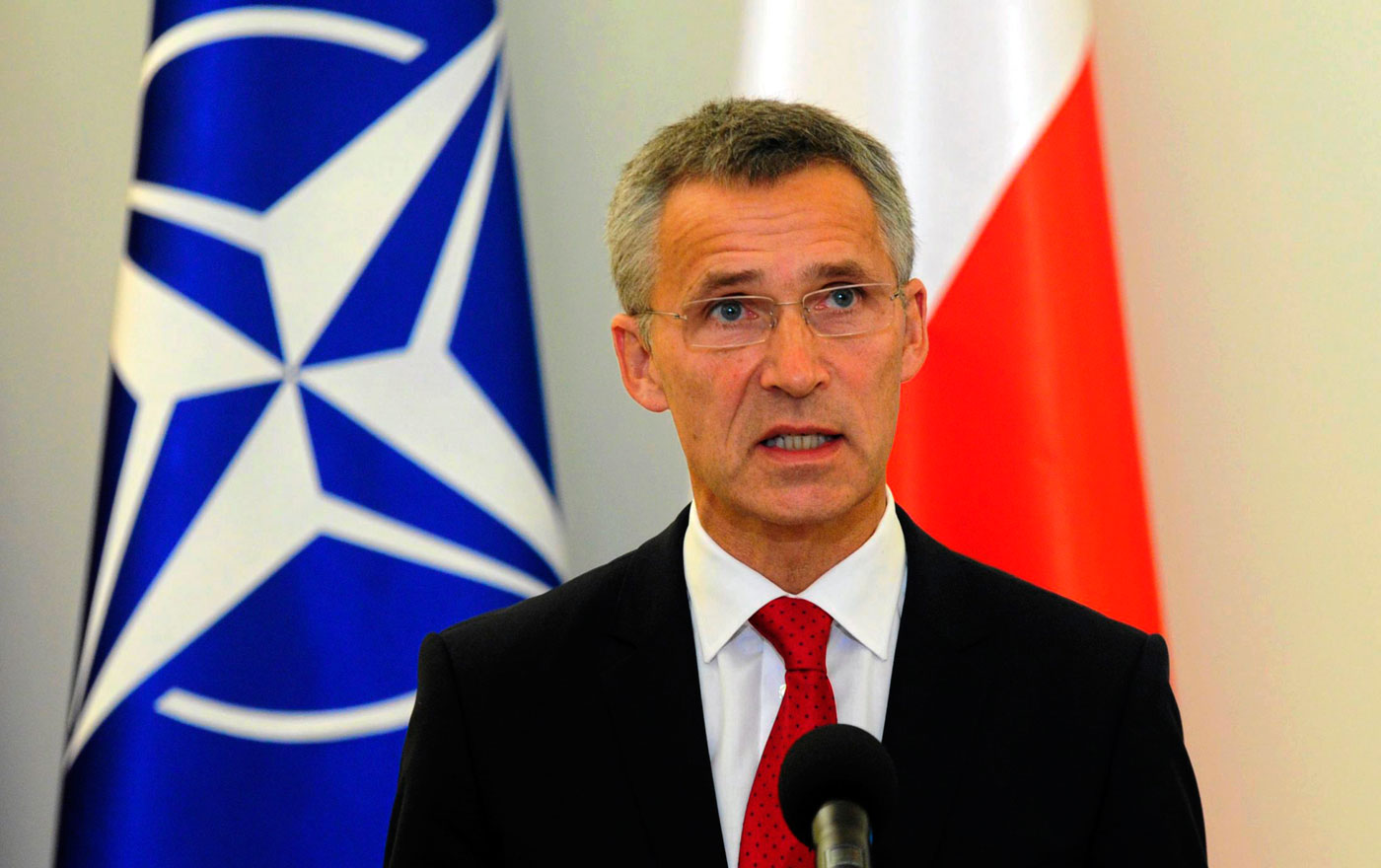 Столтенберг: ЕС и НАТО должны объединить все усилия, что противостоять гибридным войнам