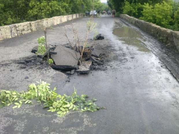 СНБО: На Донбассе заминированы мосты в нескольких городах