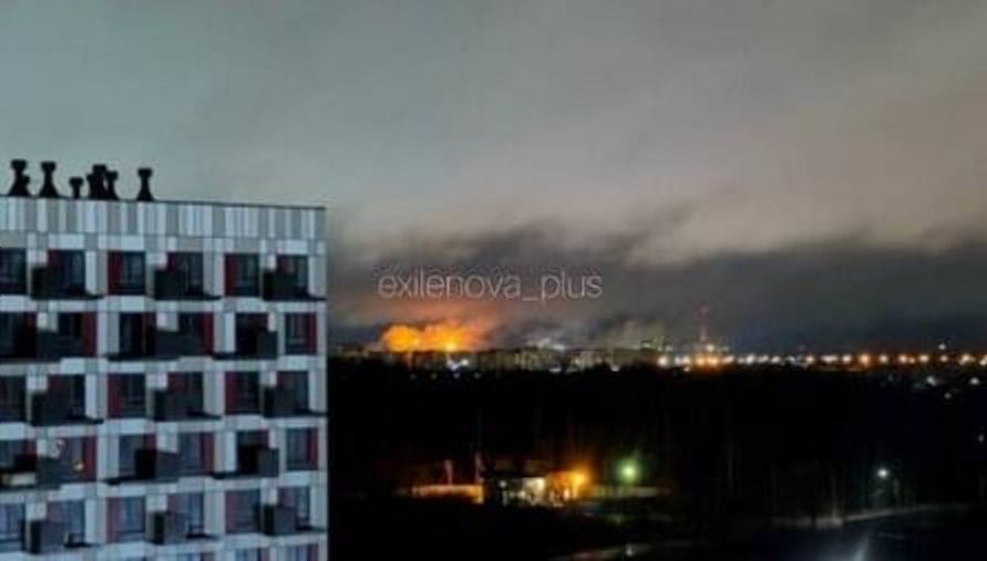 В Великом Новгороде БпЛА атаковали химический завод "Акрон" – в Сети показали сильный пожар