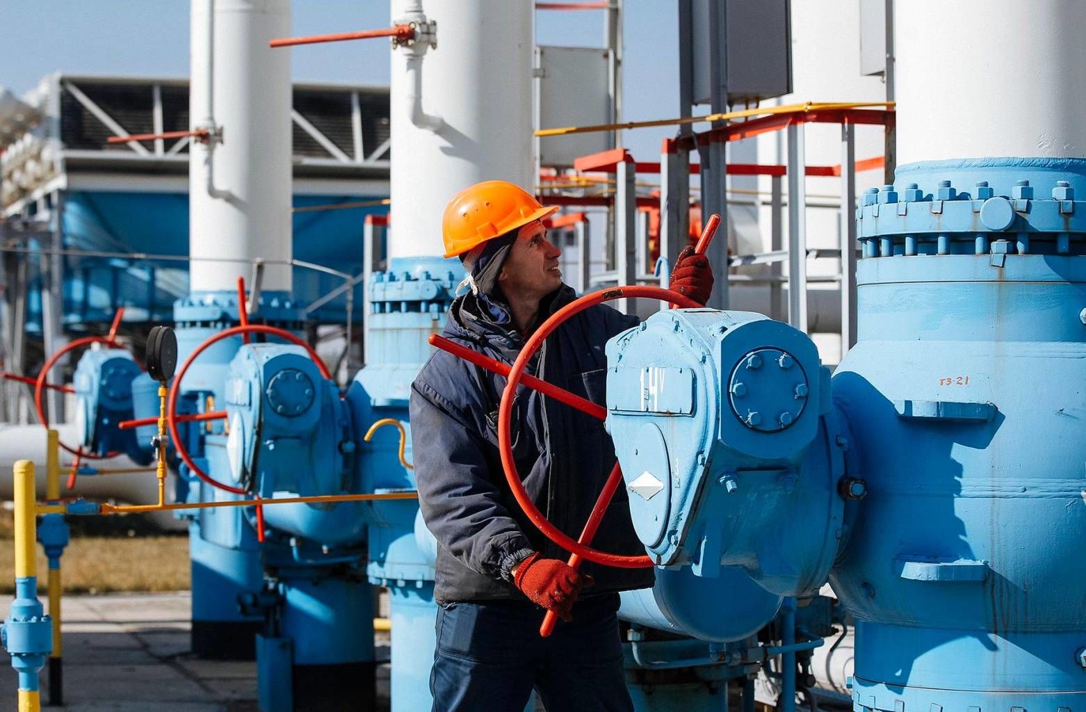 Путин не держит слова: "Газпром" не бронирует транзитные мощности Украины на ноябрь