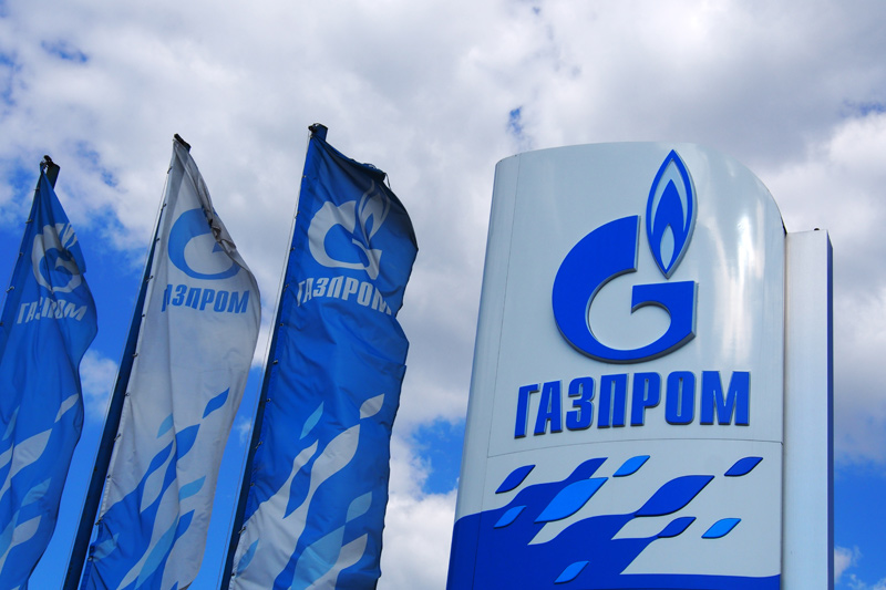 Киев принял резонансное решение об аресте акций принадлежащей "Газпрому" компании - Кремль не нашел слов для ответа