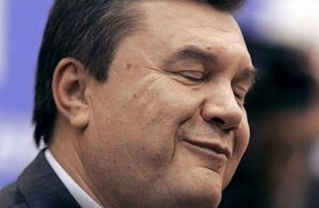 ​Все еще мнит себя "легитимным": беглый Янукович уверяет, что не оставит политику