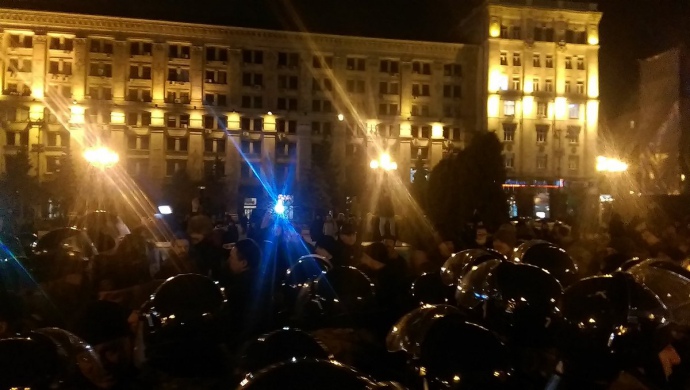​Начало нового "Майдана"? В Киеве вновь устанавливают палатки и буржуйки