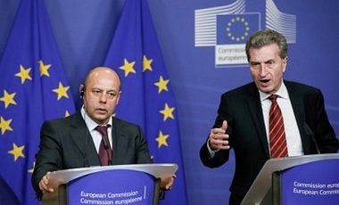 В Брюсселе стартовали трехсторонние переговоры по газу