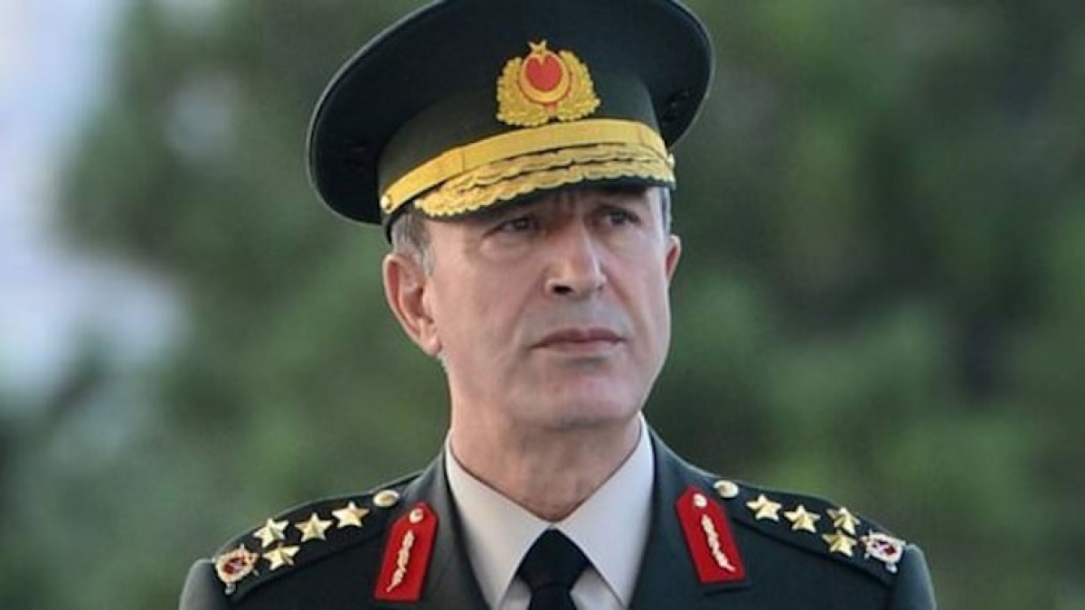 ​"Армения заплатит", - министр обороны Турции Акар о гибели офицеров Азербайджана