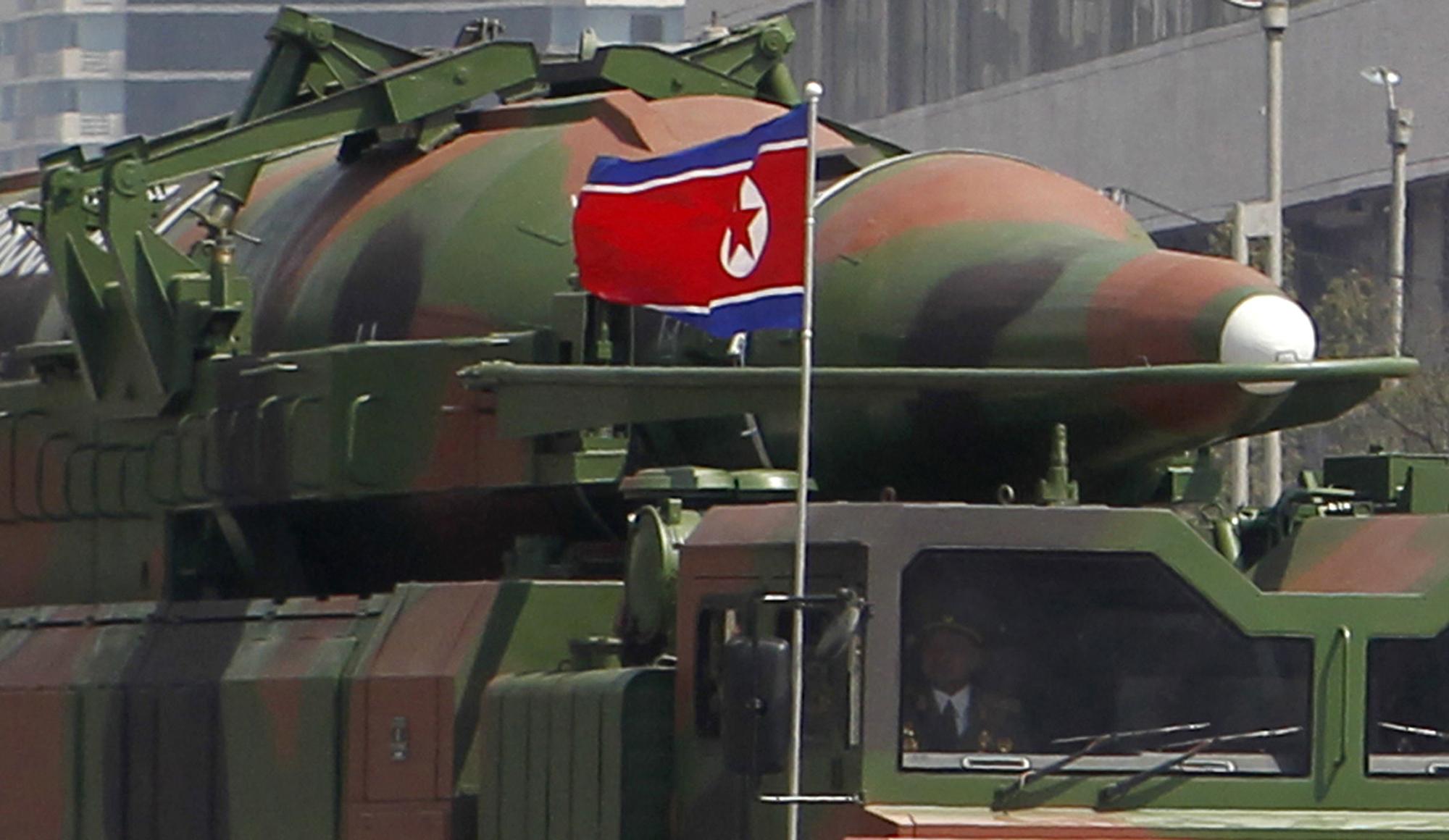 КНДР не откажется от ядерного оружия без России: в Кремле неожиданно отреагировали на перемирие Северной и Южной Кореи