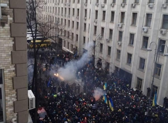 Главное за день 1 декабря: Россия закрывает "Южный поток", гражданские беспорядки в Киеве, закон "иностранцы в министры Украины"