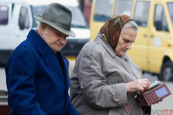 ​В Украине сегодня вводятся ограничения пенсий работающим пенсионерам