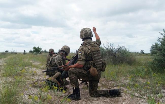 Украинские военные в Приазовье обезвредили вражеский беспилотник: опубликованы кадры