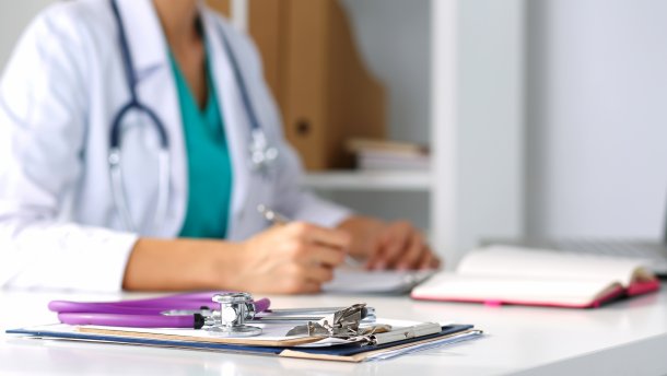 "Зеленые" и "красные" списки пациентов: эксперт объяснила главное нововведение медицинской реформы в 2018 году