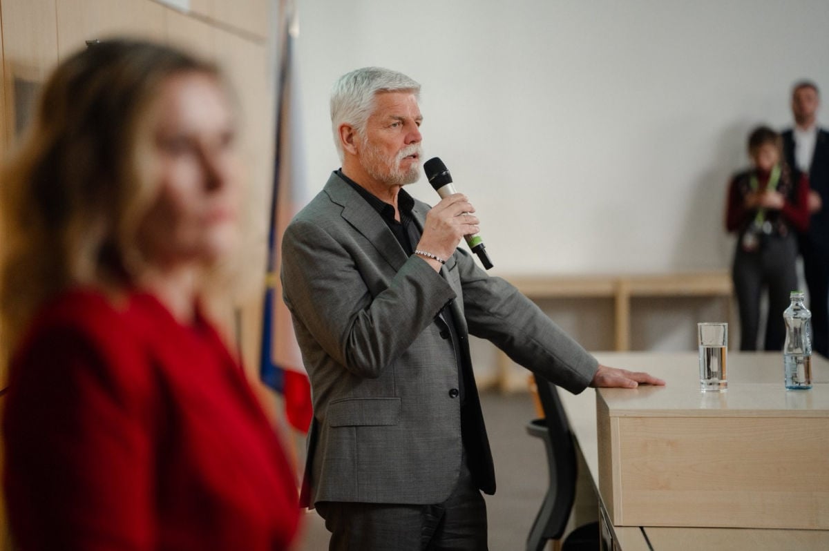 Президент Чехии сообщил "плохую новость", связанную с Трампом, и сравнил его с Путиным