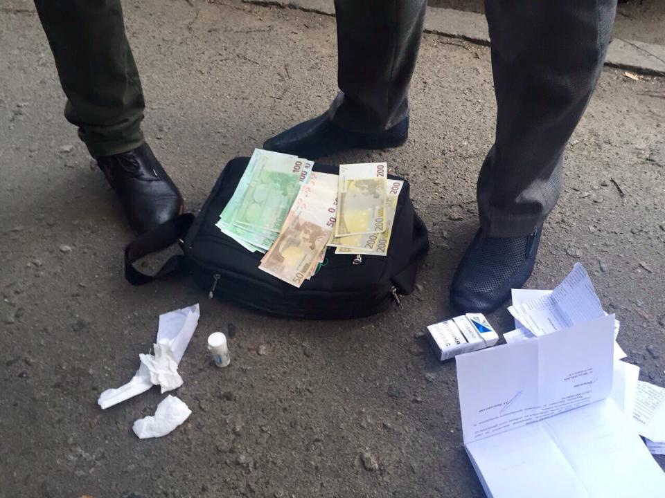 Процветание коррупции: киевский следователь попался на взятке