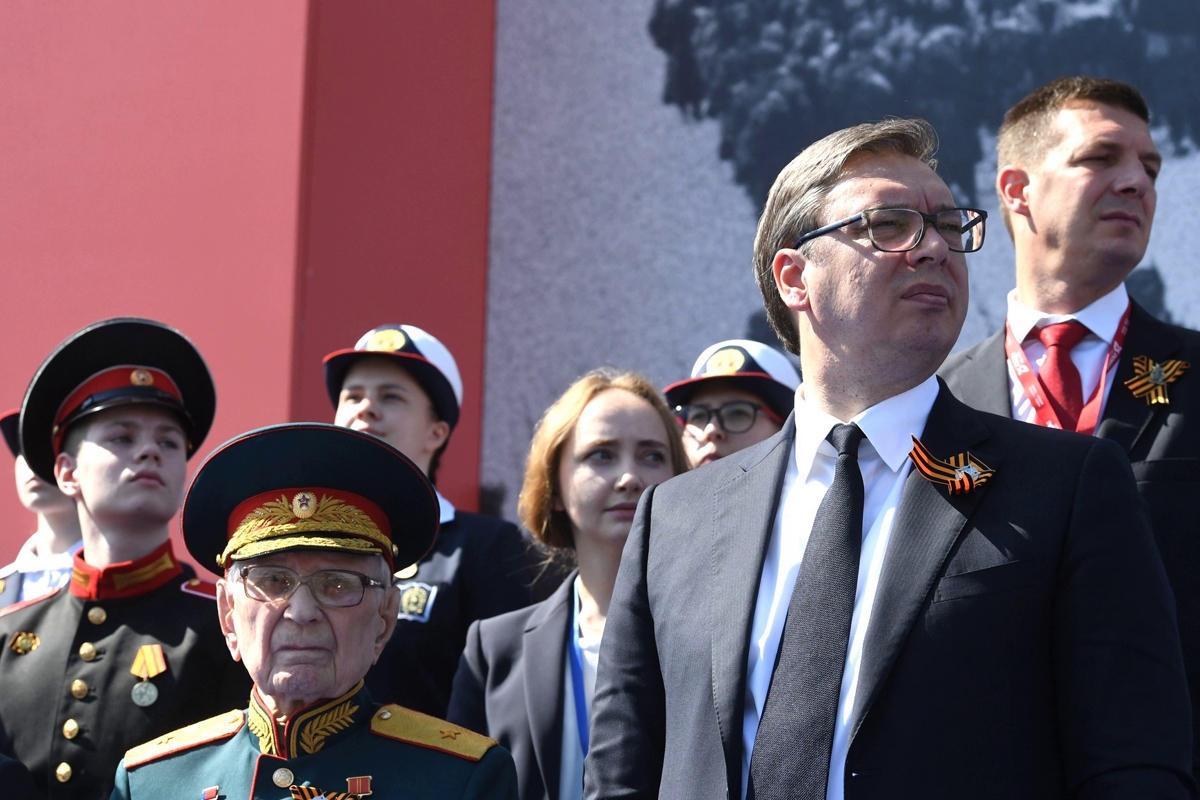 ​Вучич после парада в Москве порадовался маршу сербских войск по Красной площади и "забыл" о Путине