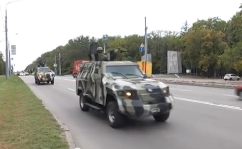 Харьков патрулирует Национальная гвардия на бронемашинах 
