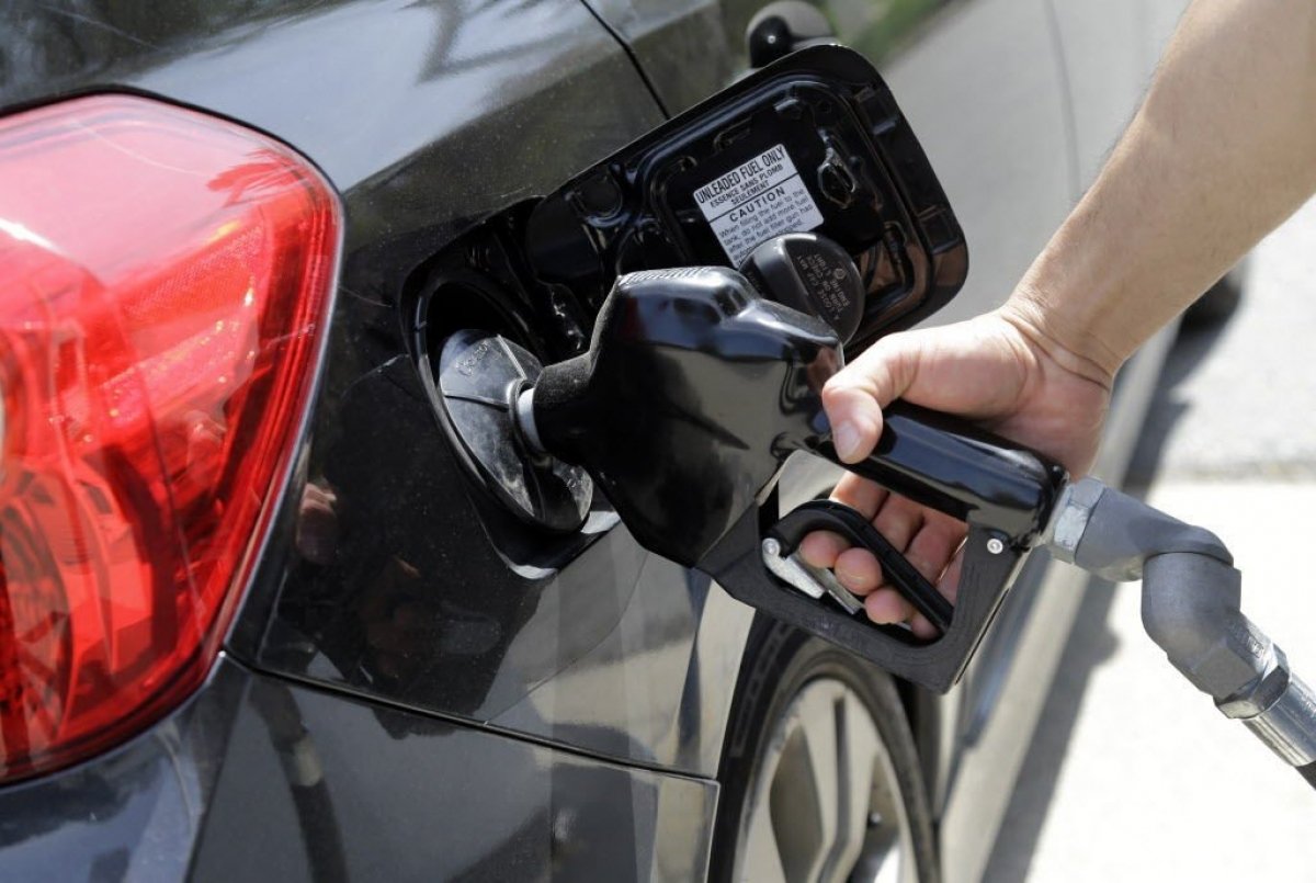 "Это диверсия против Украины", - Гройсман приказал снизить цену на газ для автомобилистов