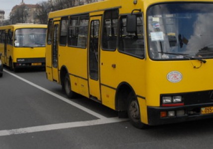 В Мариуполе пенсионер умер прямо в маршрутке