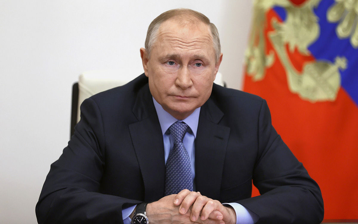 Действия Путина по Украине не поддаются логике – экс-посол Вершбоу