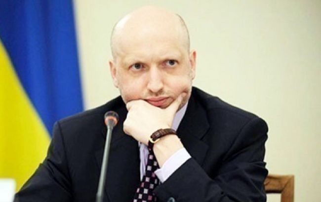 Турчинов не собирается выводить военных из Широкино
