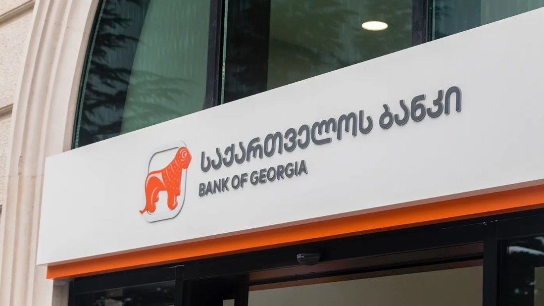 У Bank of Georgia виступили із заявою щодо масового закриття рахунків росіян