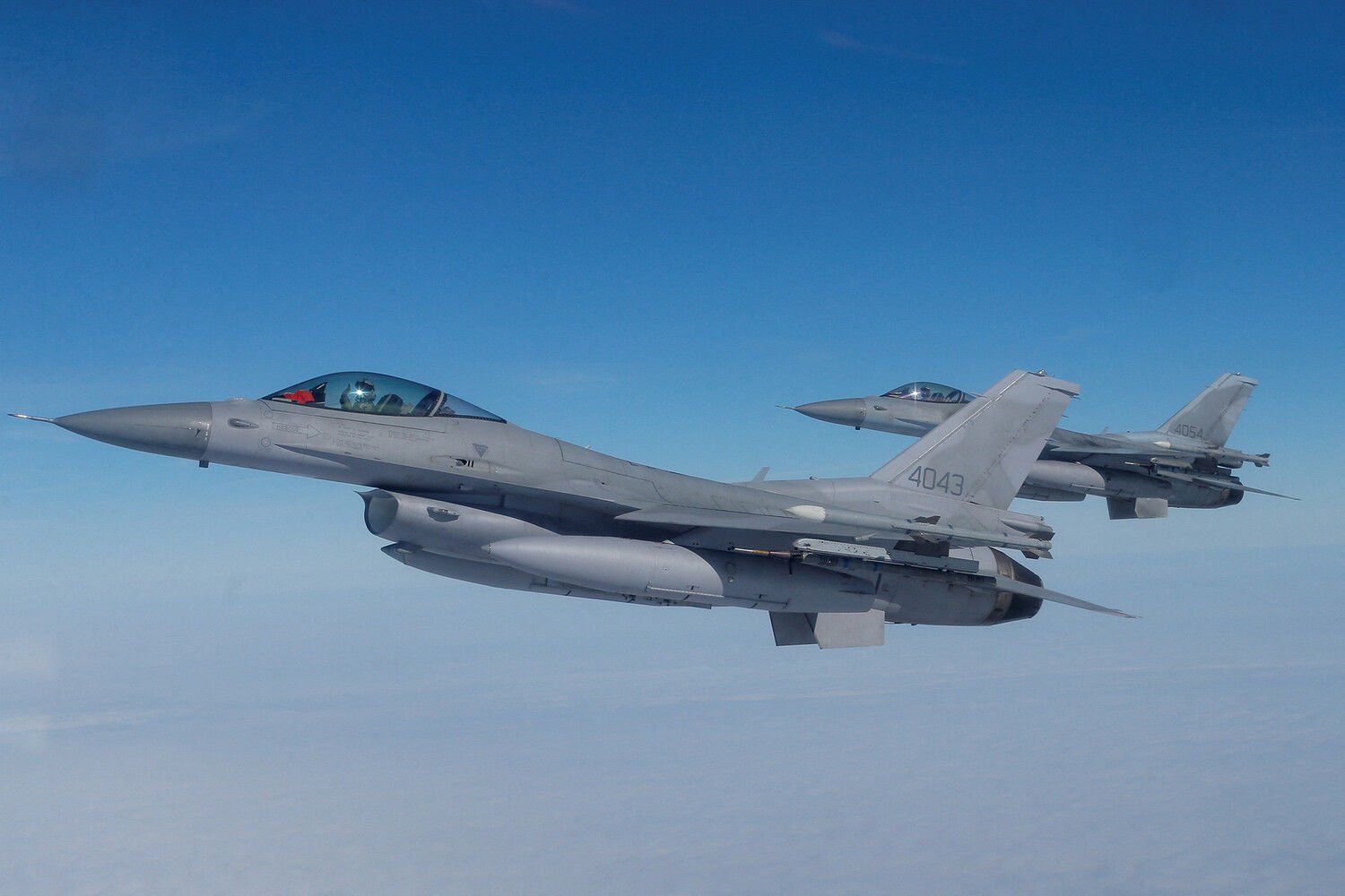 Бельгия озвучила примерные сроки поставки первого F-16 Украине