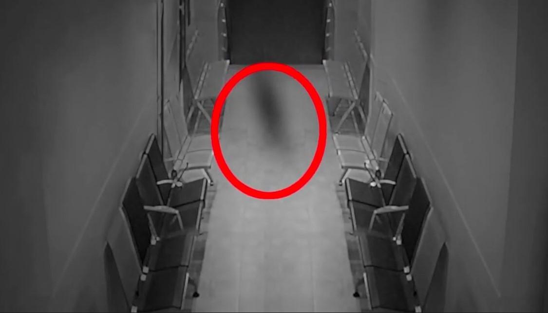 В севастопольской больнице заметили тень призрака: виной феномену раскопанный склеп воинов
