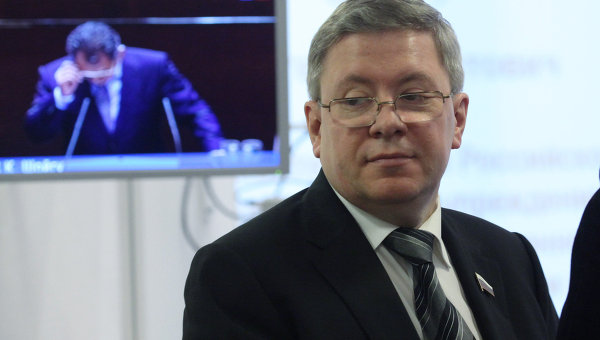 “Крестный отец” Таганской ОПГ: Bloomberg нашел доказательства причастности зампреда Банка России Торшина к криминальному миру