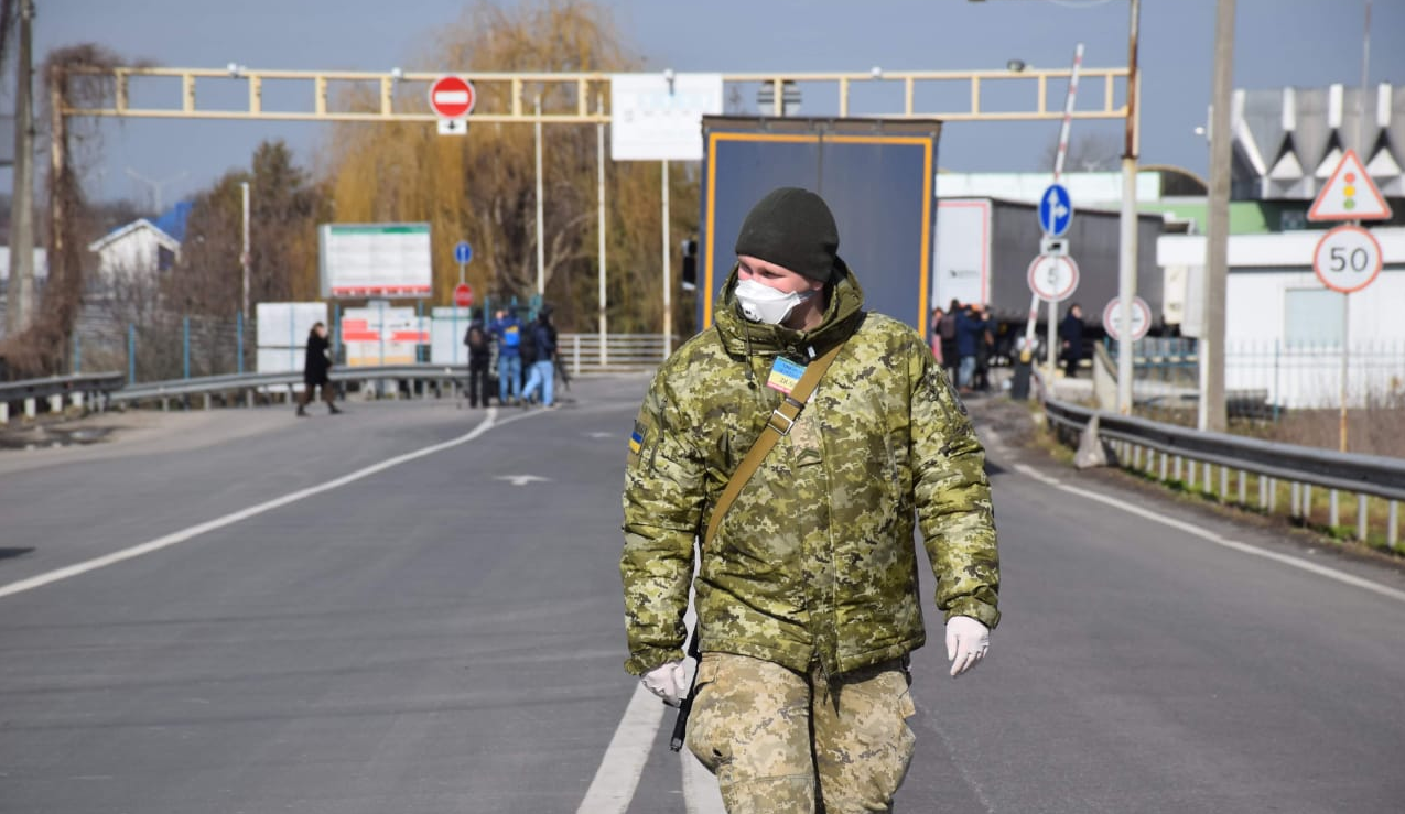 Пограничники пояснили, как попасть и как выехать из Крыма и Донбасса в условиях карантина