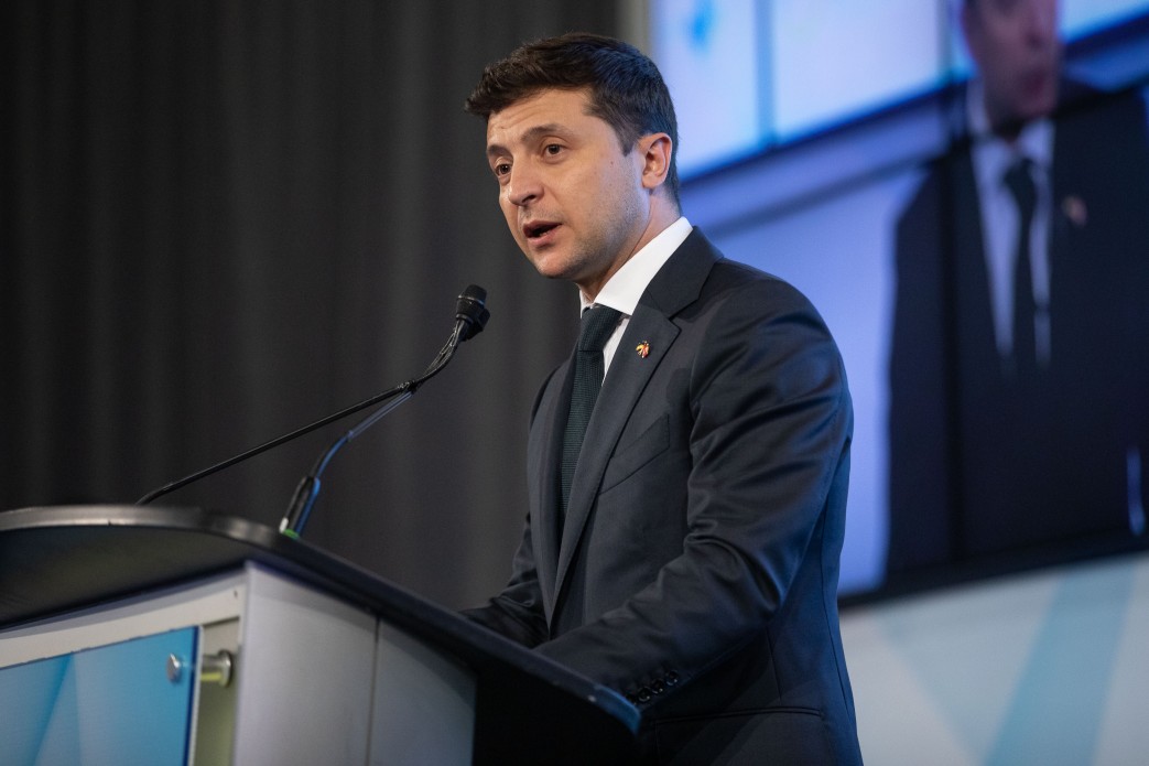 Зеленский услышал украинцев и готов пересмотреть закон о финансировании партий