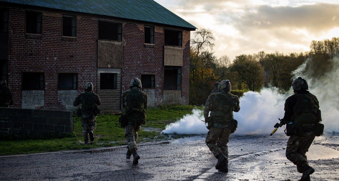 Подготовлено 10 тысяч бойцов: Британия показала кадры тренировок украинских военных