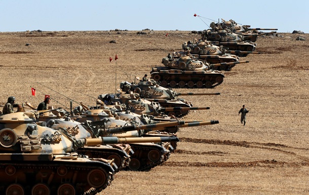 Турция вводит танковые колонны и  синхронно с проамериканскими силами Сирии наносит удары по проасаадовским террористам