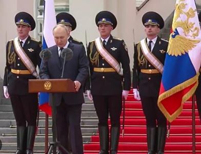 Путин выступил перед силовиками в Кремле, заявив о какой-то "слаженности" их действий