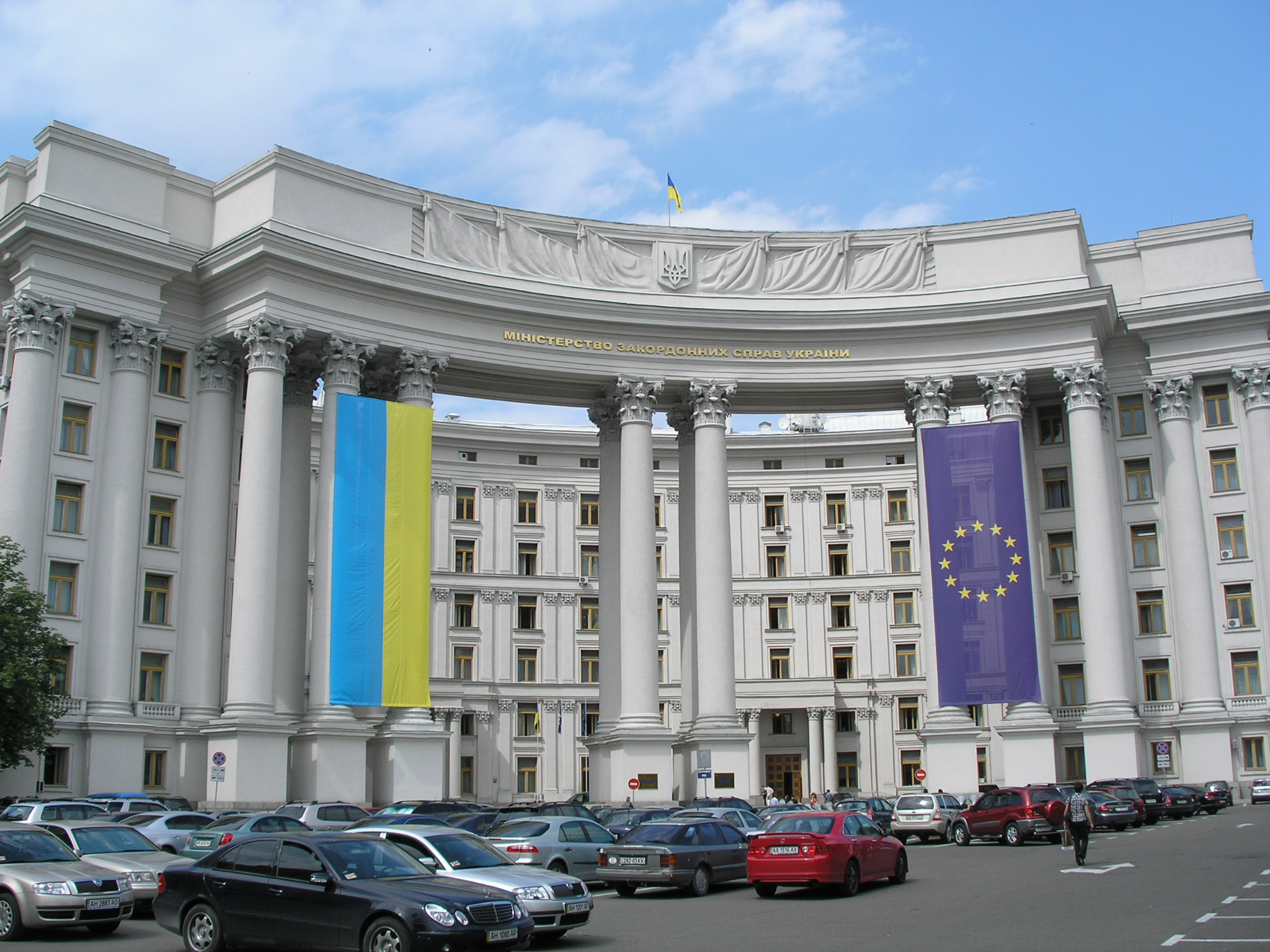 МИД Украины: У нас есть план "Б", если РФ и террористы сорвут минские договоренности