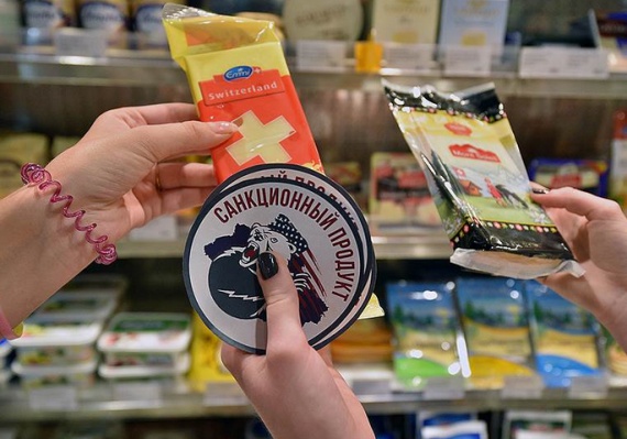 Кроме европейских сыров и рыбы, Россия запретила ввозить соль из ЕС - Москва расширила пищевое эмбарго