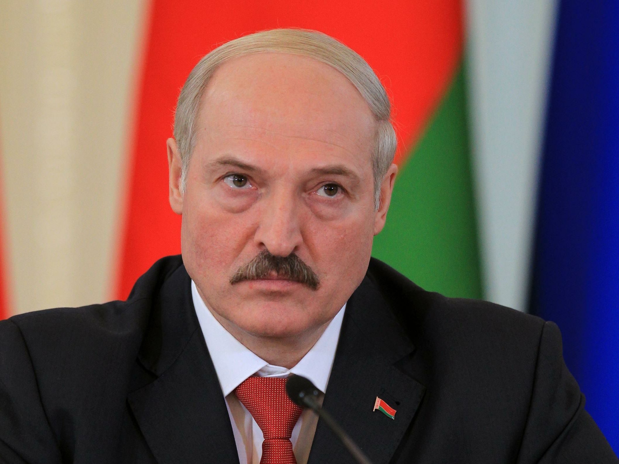 Александр Лукашенко: я заставлю уважать Беларусь, она не является частью "русского мира", забудьте!