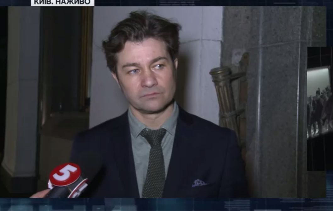 Влипший в скандал министр Нищук лично принес извинения Донбассу и готовит срочную пресс-конференцию