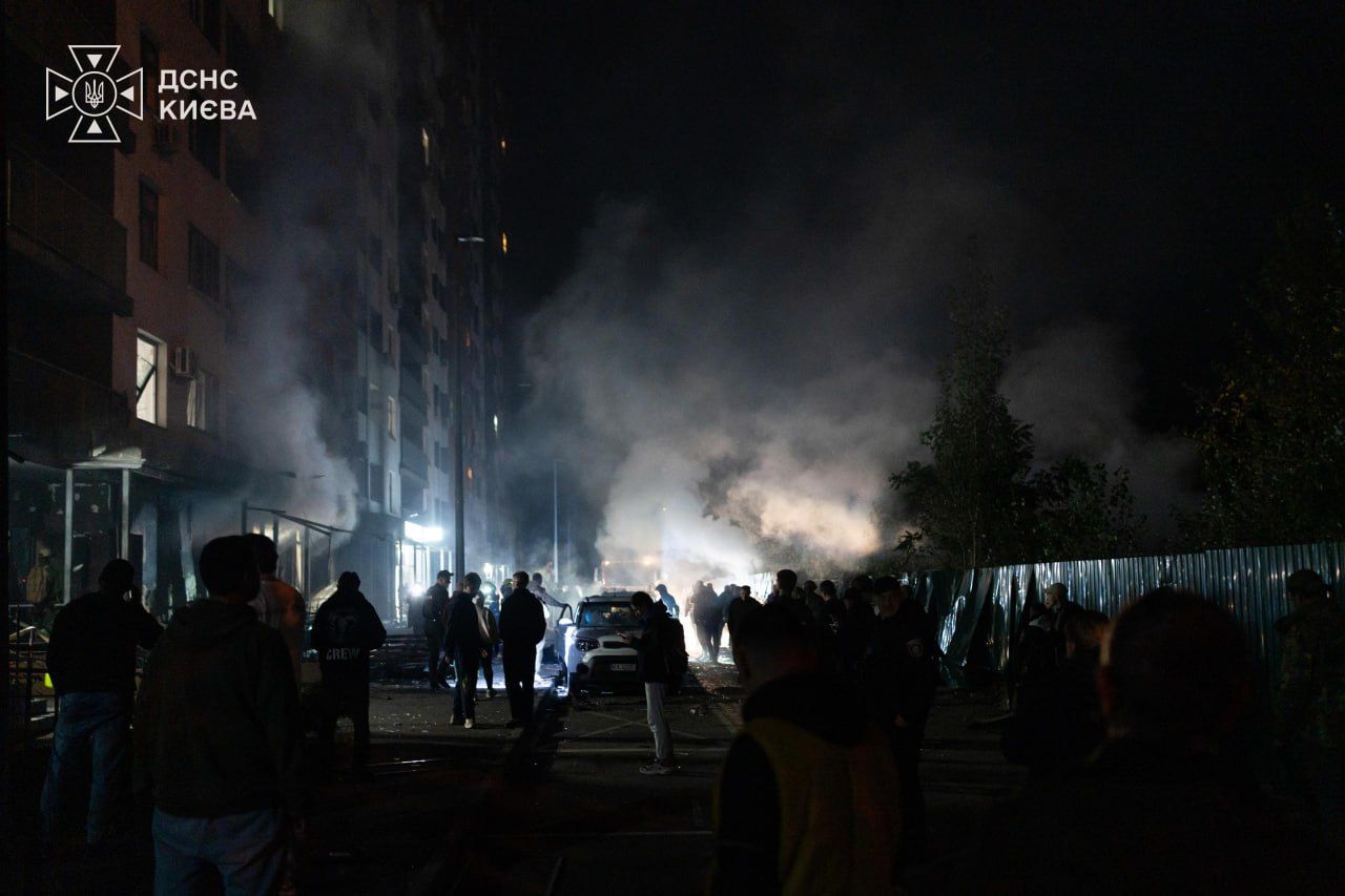 Последствия атаки РФ в ночь на 1 октября: жертвы и повреждения в восьми областях Украины