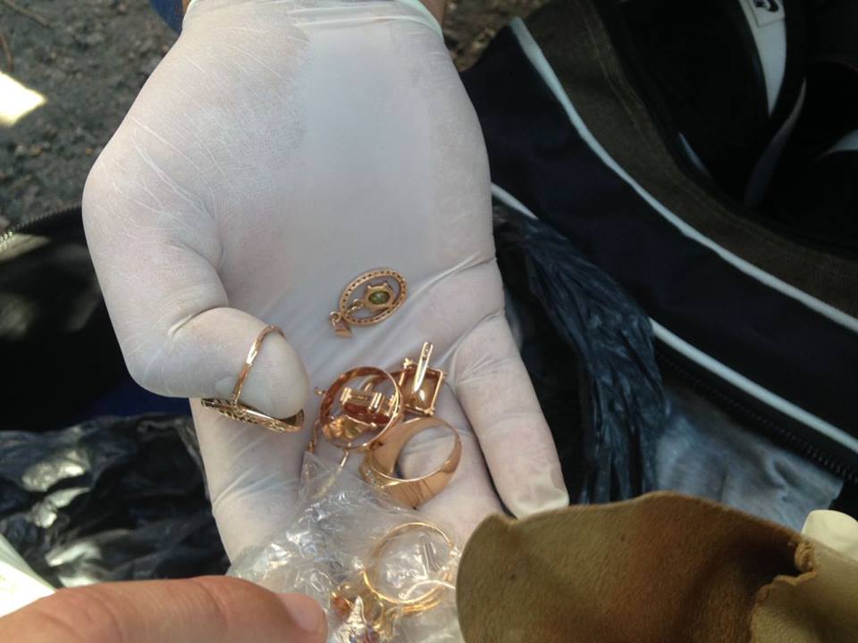 Во время задержание полицейскими преступник пытался сделать себе харакири 