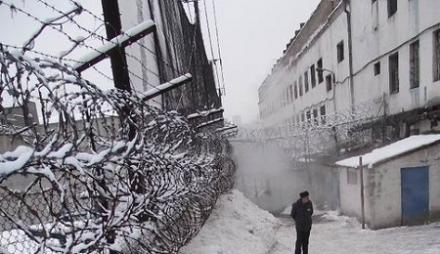 "Более 2000 тысяч россиян сегодня гниет в тюрьмах ДНР!" - Российские СМИ