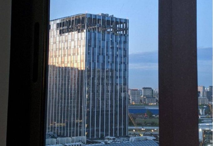 Атака дронов на Москву: один упал неподалеку от здания Минобороны, центр столицы РФ перекрыт