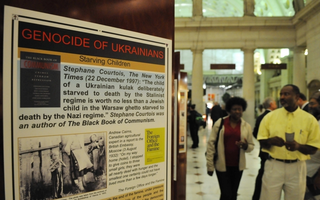 Америка вспоминает Голодомор в Украине: в Вашингтоне открылась выставка 