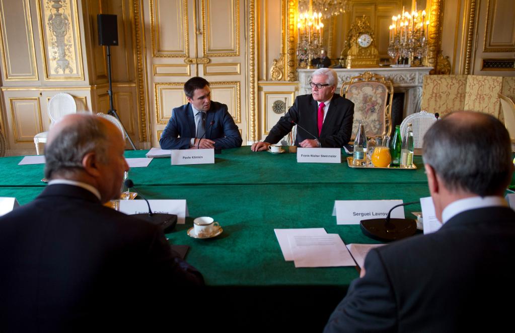 В Париже завершилась встреча глав МИД в "нормандском формате"