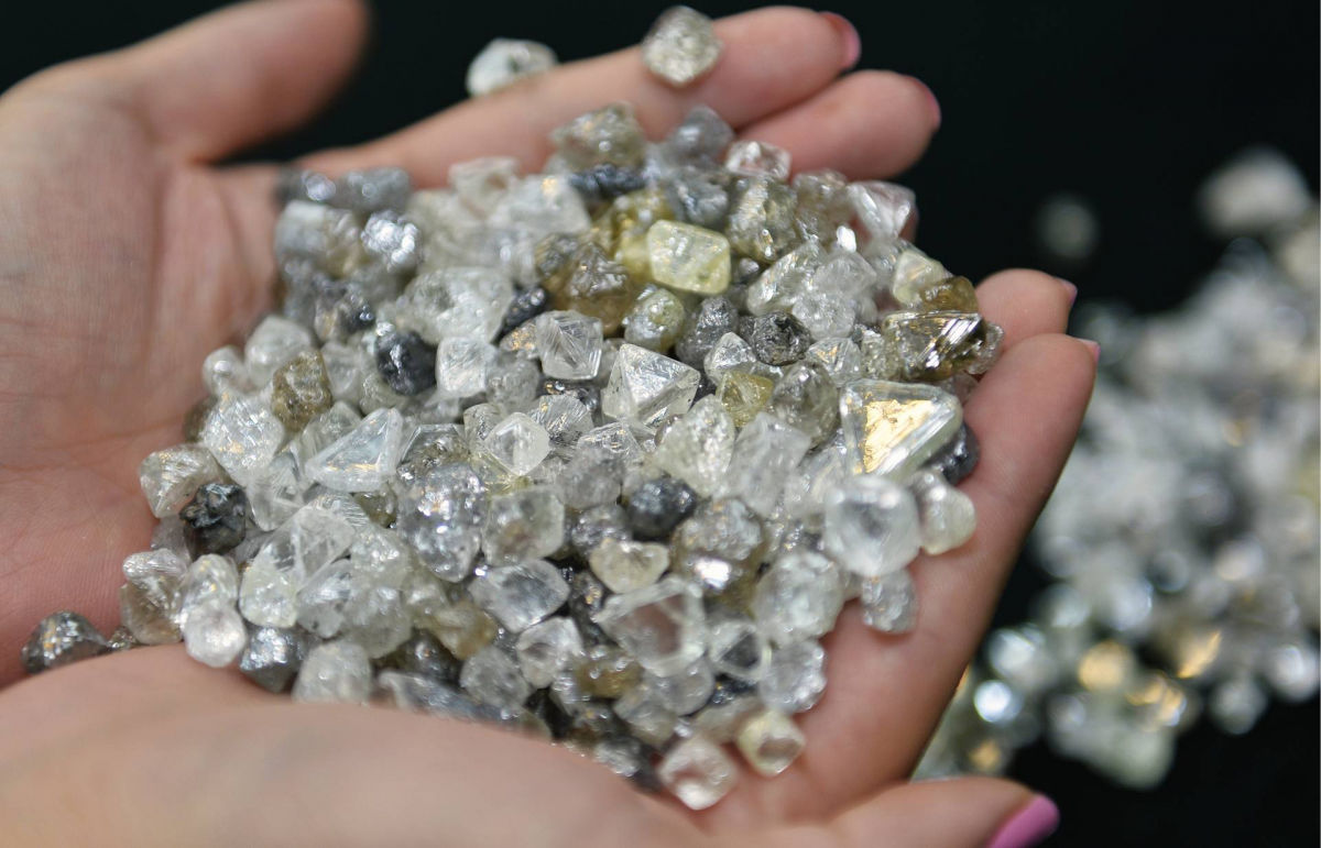 Россия в преддверии эмбарго со стороны Запада теряет ключевого покупателя алмазов в Азии 