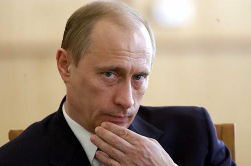 Украинские СМИ: Доверие россиян Путину падает на один процент в неделю