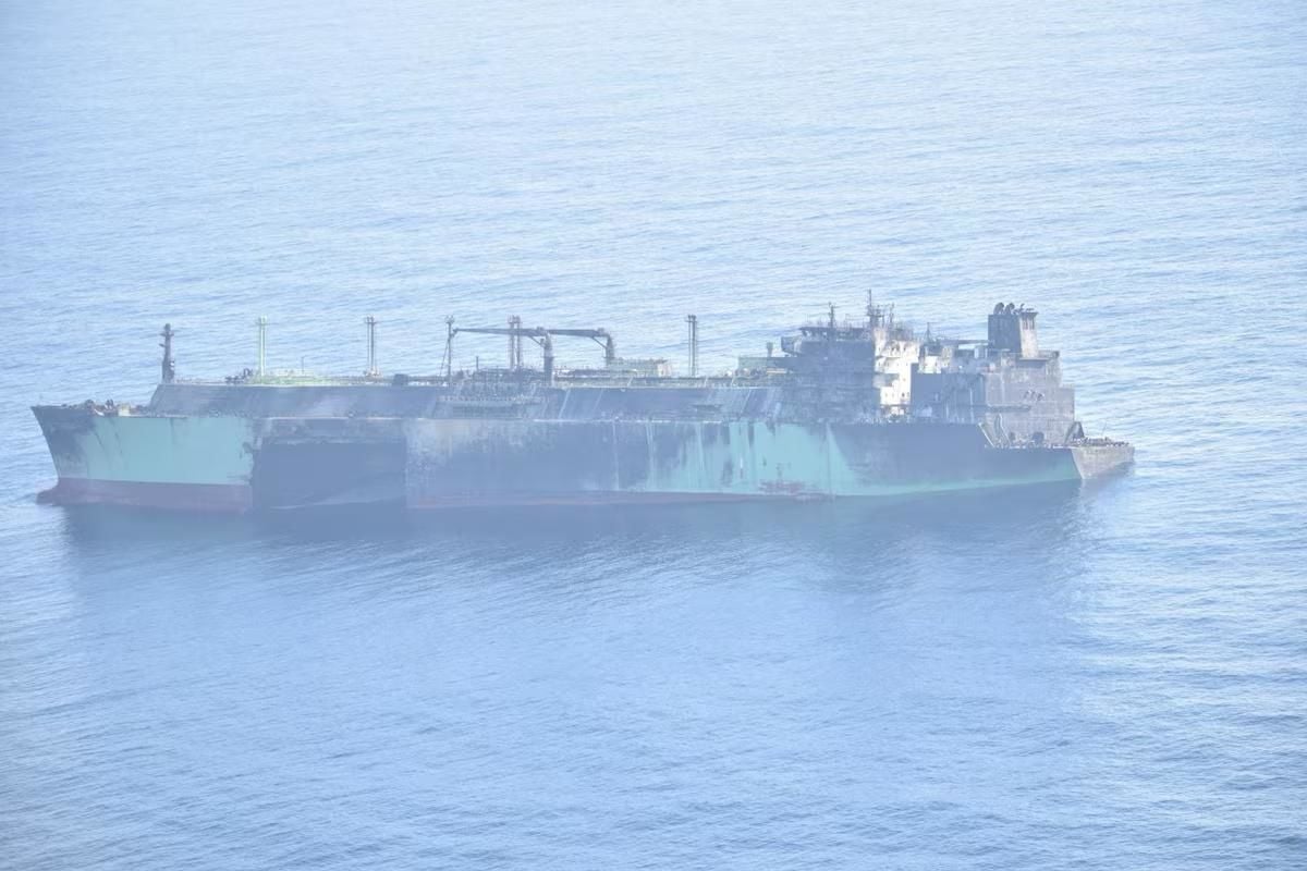 Девять стран ЕС предупредили об опасности дрейфующего российского танкера без экипажа в Средиземном море