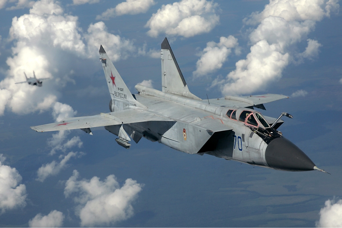 Россия отправила в Сирию шесть истребителей Миг-31