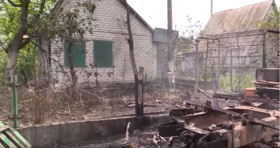 Авдеевка подверглась массированному артиллерийскому обстрелу со стороны боевиков "ДНР": появились кадры страшных разрушений