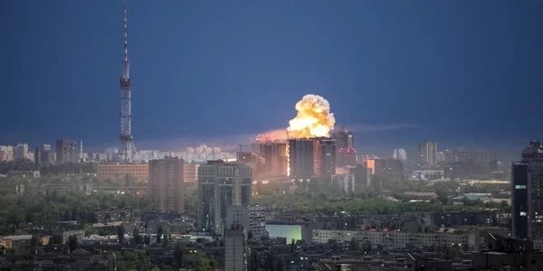 Россия беспрерывно обстреливает Киев шестой день подряд: в столице очередные прилеты
