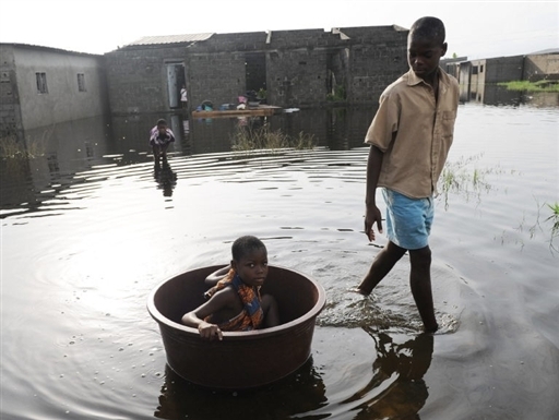 Подробности наводнения в южной Африке: погибли около 50 человек, без крова остались 45 тысяч